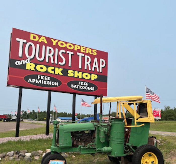 Da Yoopers Tourist Trap - Web Listing (newer photo)